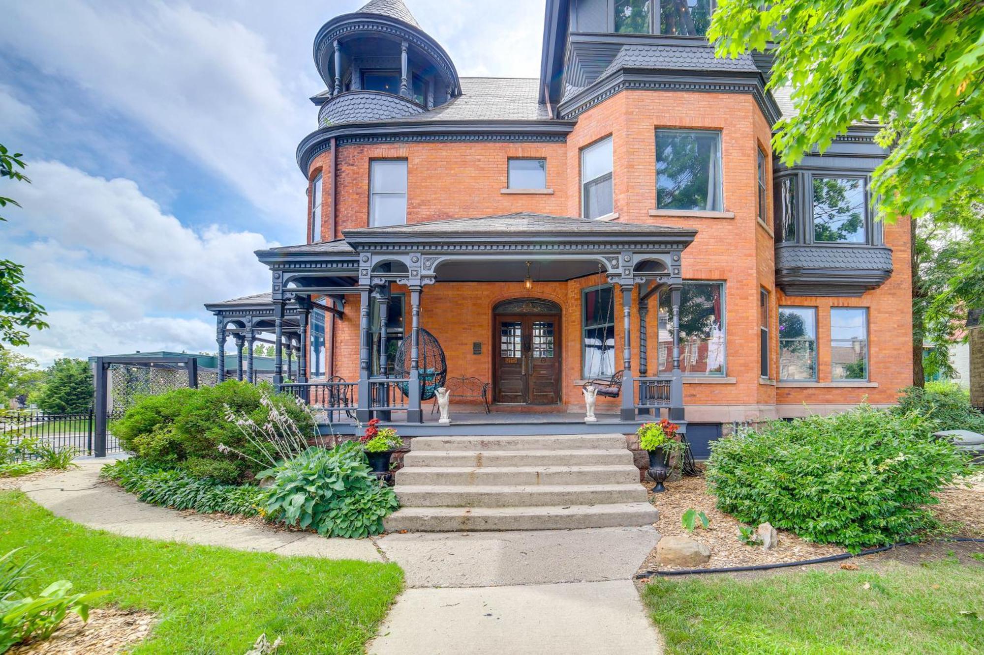 Stunning Historic Home With Original Features! ジャクソン エクステリア 写真