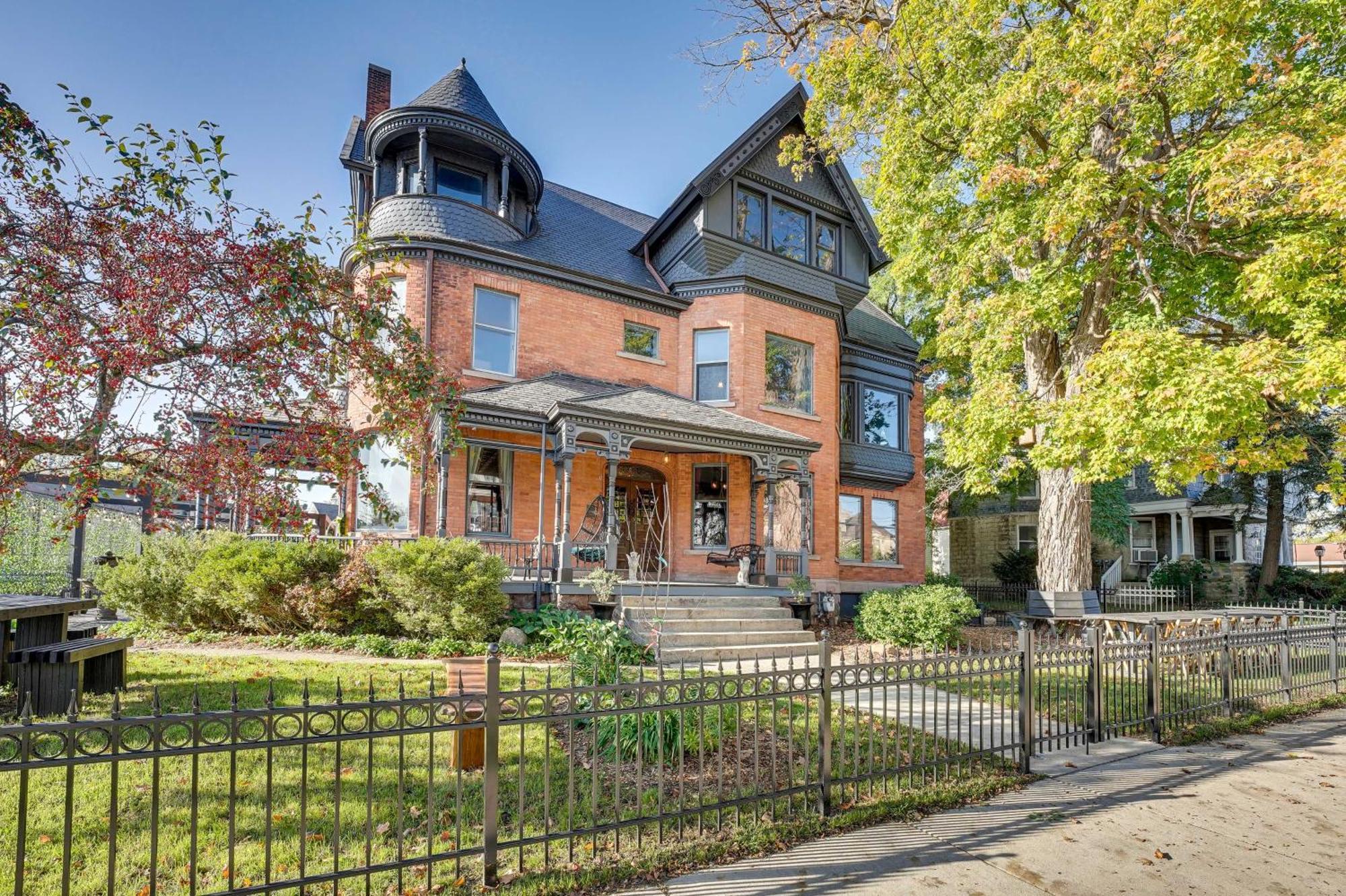 Stunning Historic Home With Original Features! ジャクソン エクステリア 写真